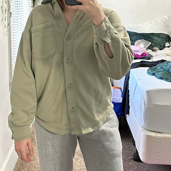 Green american eagle oversized button - Picture 5 of 5